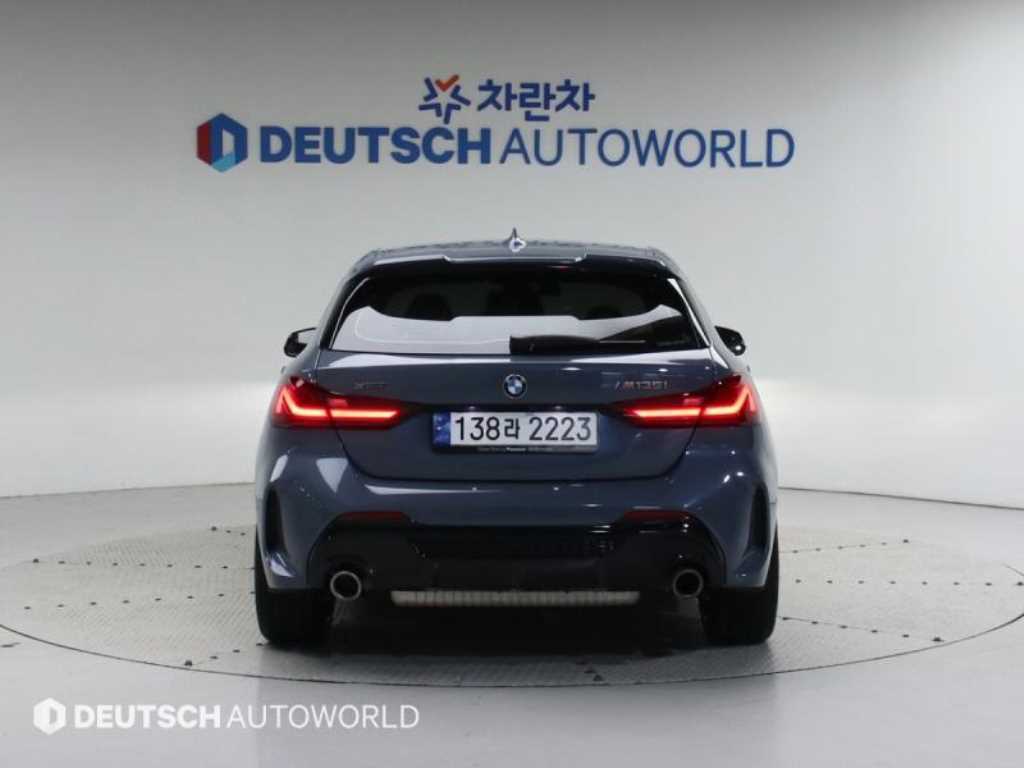 BMW 1 series - Vista 4