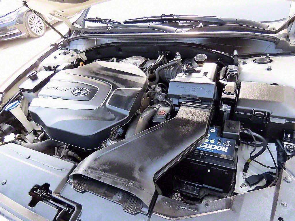 HYUNDAI Grandeur 2018 Blanco - Importación desde Corea - HF Imports Iquique - Foto 18