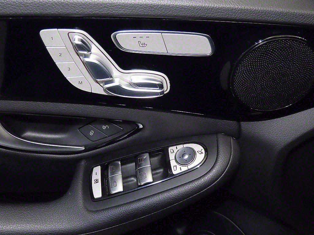 Mercedes Benz C Class 2018 Negro - Importación desde Corea - HF Imports Iquique - Foto 14