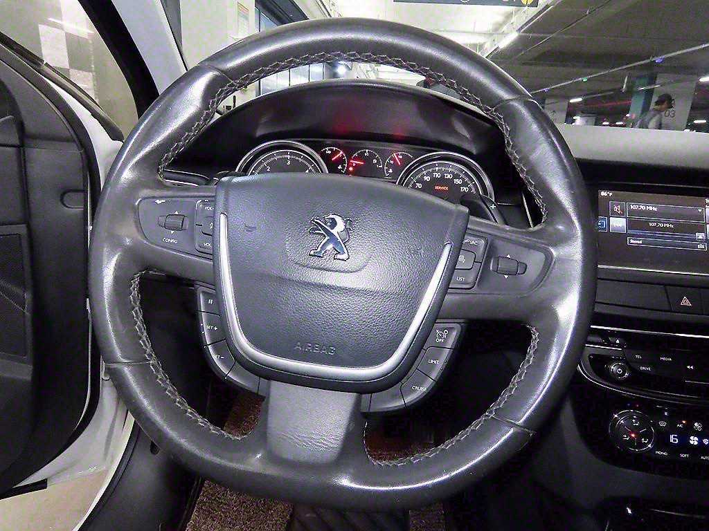 Peugeot 508 - Vista 8