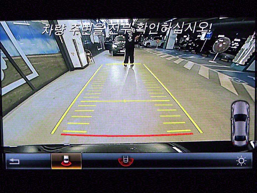 Mercedes Benz C Class 2018 Negro - Importación desde Corea - HF Imports Iquique - Foto 15