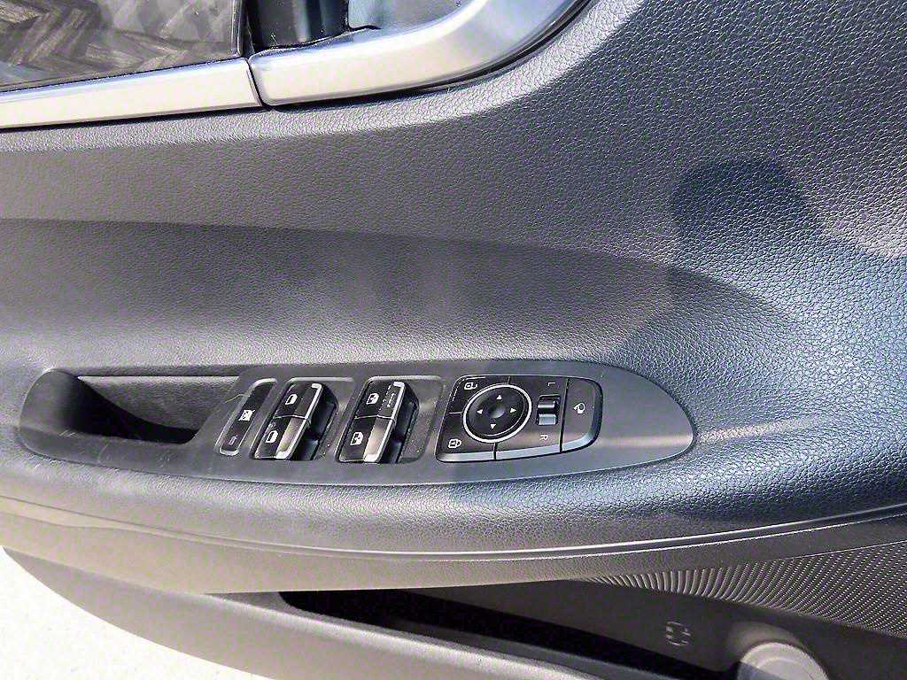 HYUNDAI Grandeur - Vista 10