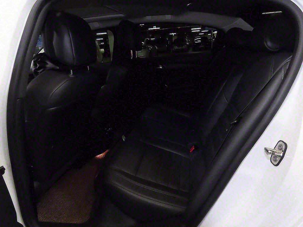 Peugeot 508 - Vista 7