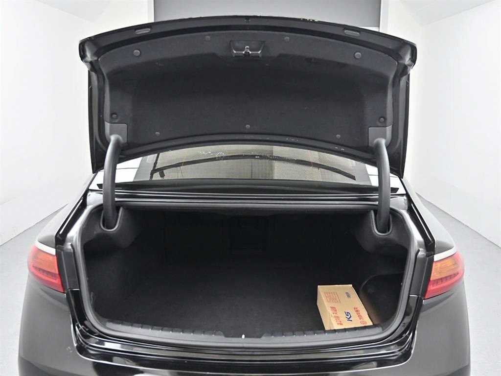 KIA K7 2017 Negro - Importación desde Corea - HF Imports Iquique - Foto 18