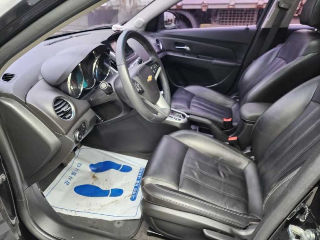 Chevrolet Cruise - Vista 10