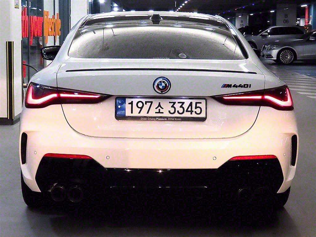 BMW 4 Series - Vista 5