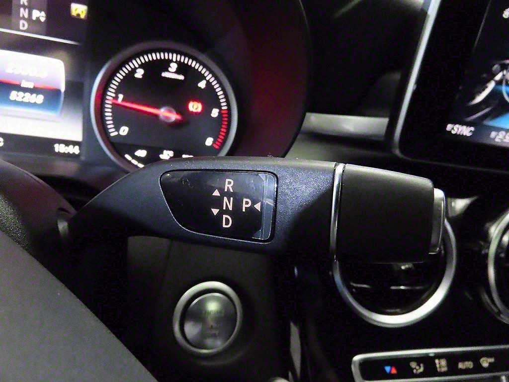 Mercedes Benz C Class 2018 Negro - Importación desde Corea - HF Imports Iquique - Foto 13