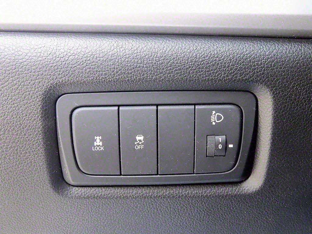 Ssangyong Korando - Vista 12