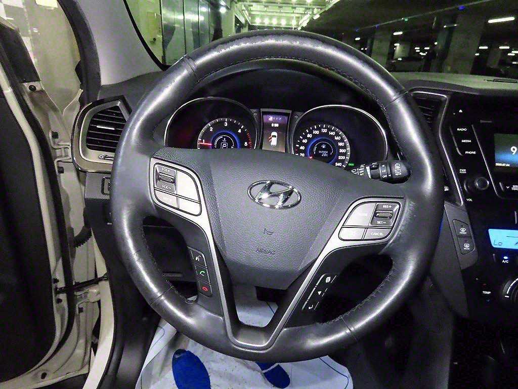 HYUNDAI Santa Fe - Vista 8