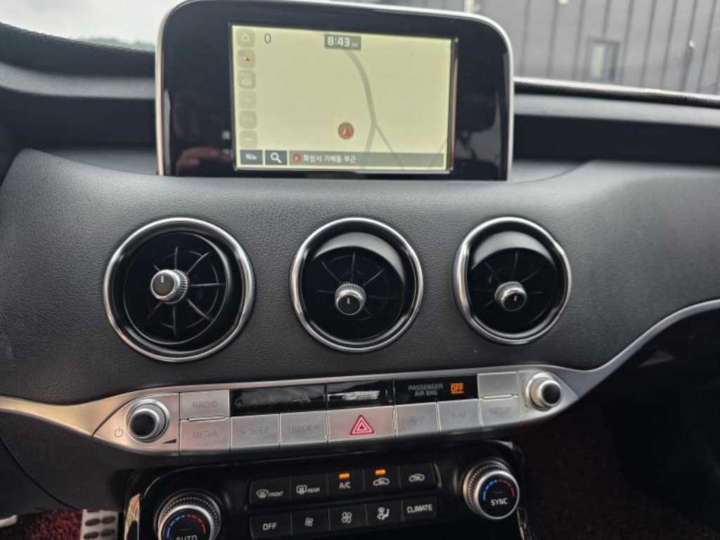 KIA Stinger 2018 Blanco - Importación desde Corea - HF Imports Iquique - Foto 16