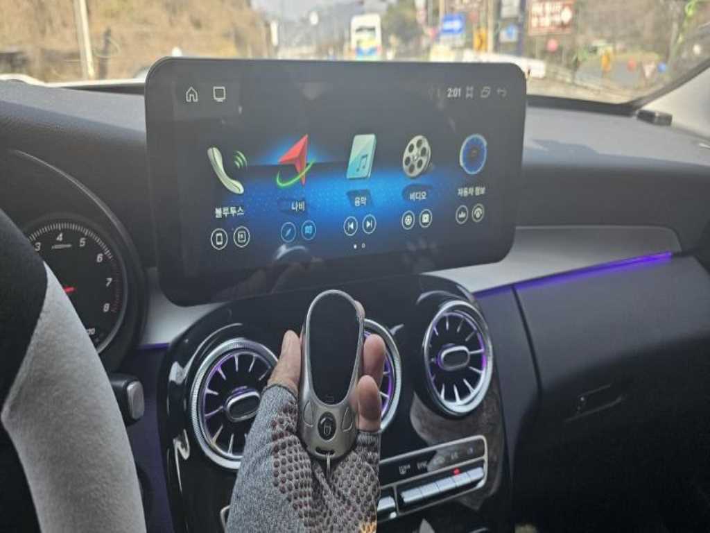 Mercedes Benz C Class - Vista 5