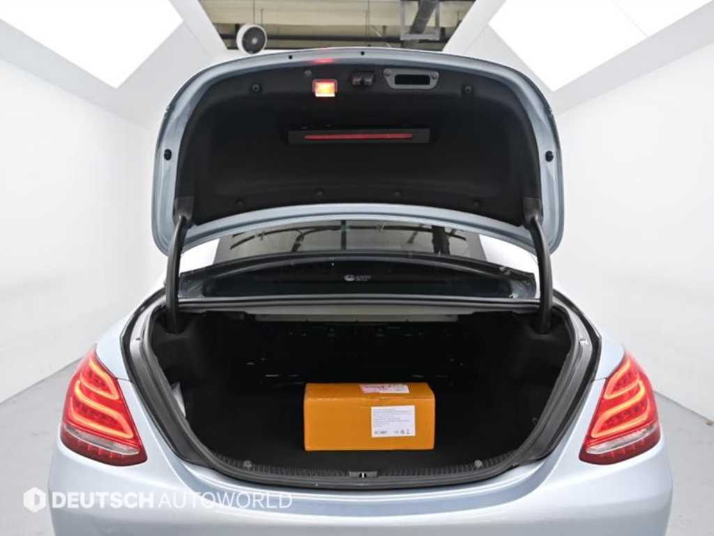 Mercedes Benz C Class 2018 Plateado - Importación desde Corea - HF Imports Iquique - Foto 18