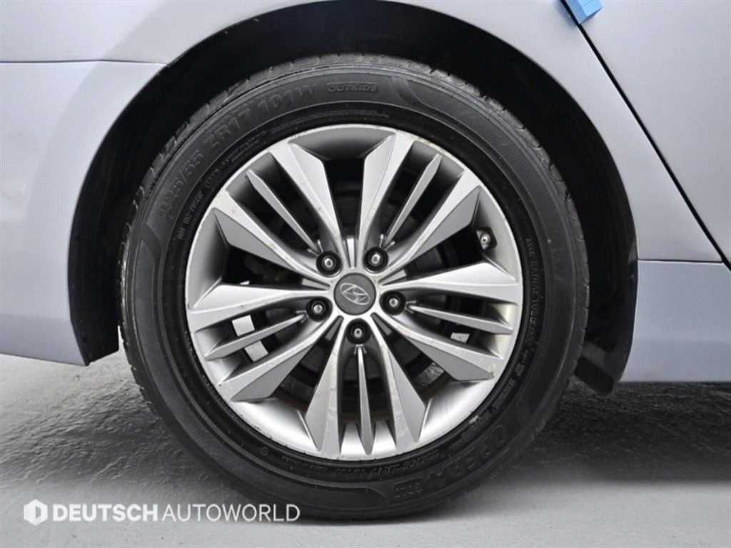 HYUNDAI Grandeur - Vista 5