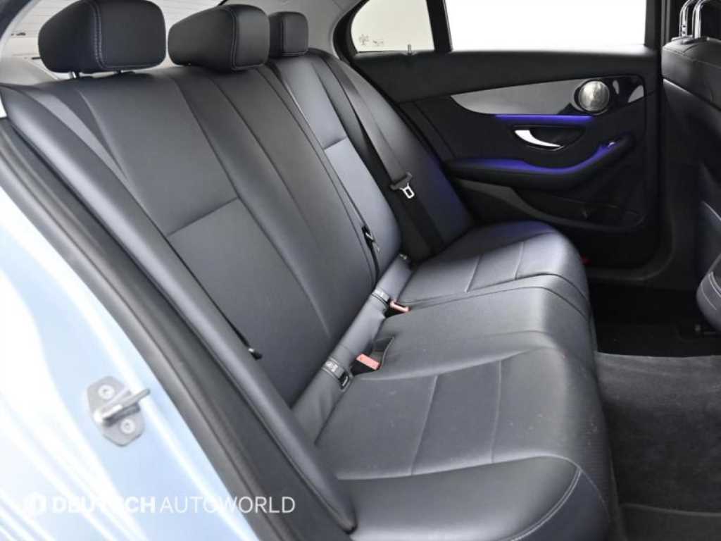 Mercedes Benz C Class 2018 Plateado - Importación desde Corea - HF Imports Iquique - Foto 17