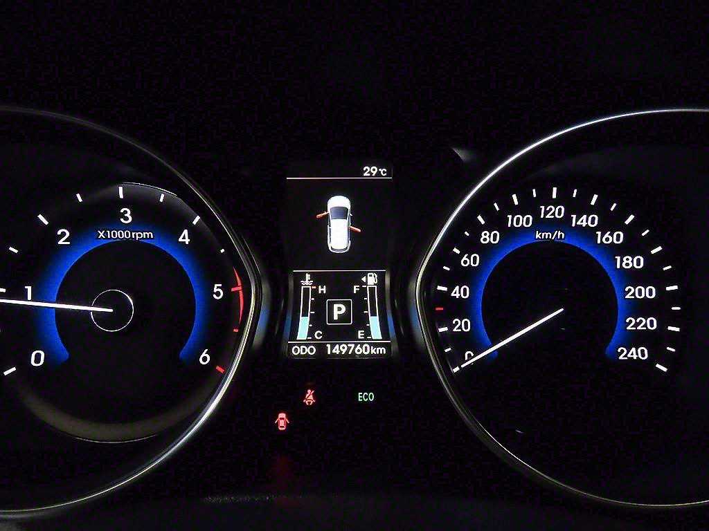 HYUNDAI i30 - Vista 9