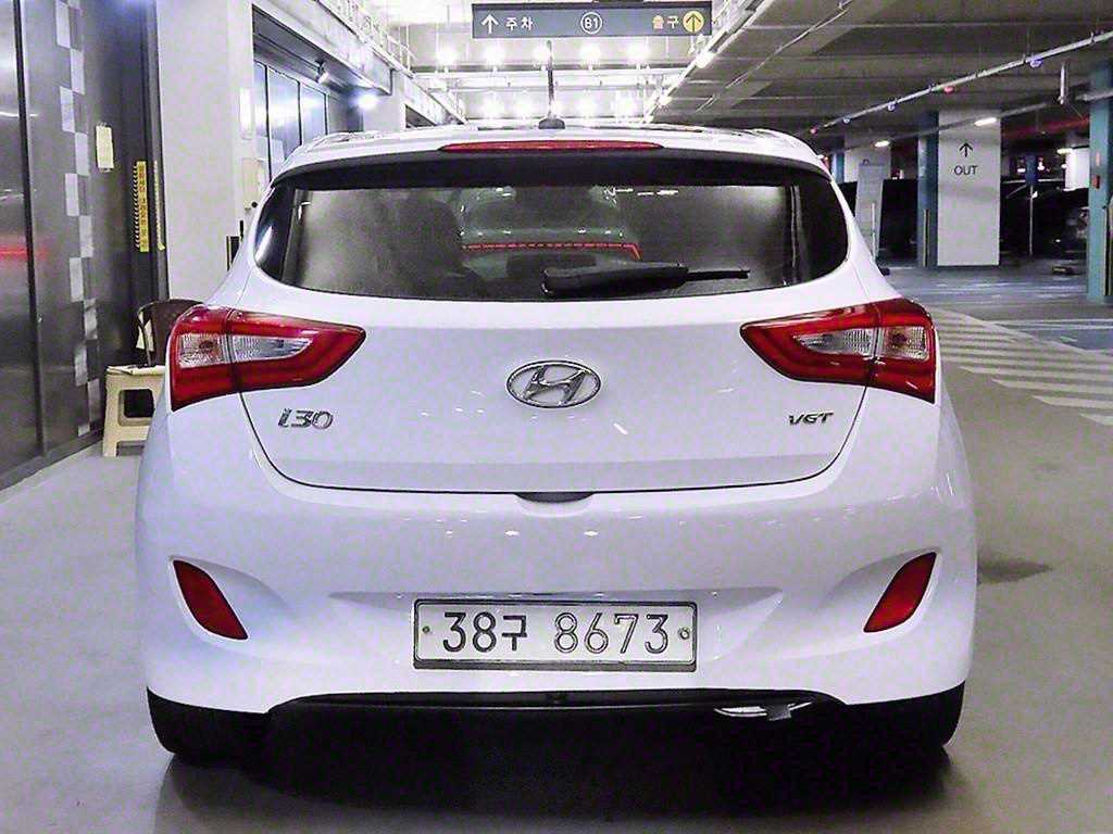 HYUNDAI i30 - Vista 5