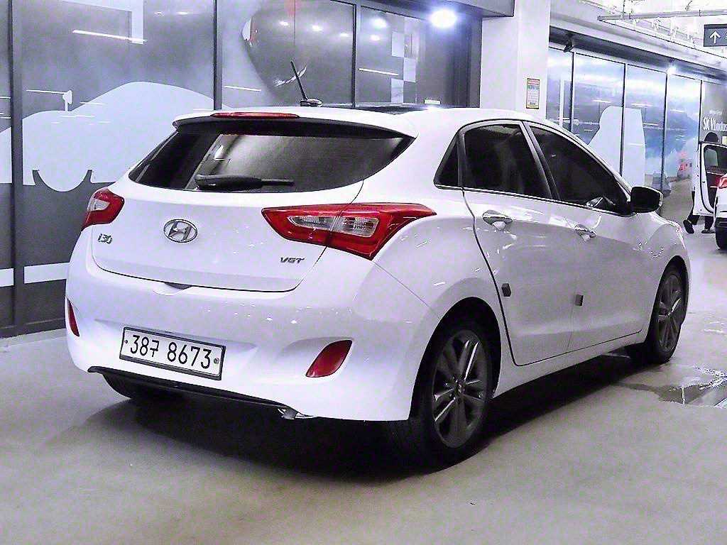 HYUNDAI i30 - Vista 4