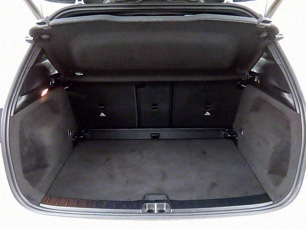 Mercedes Benz GLA Class 2021 Blanco - Importación desde Corea - HF Imports Iquique - Foto 17