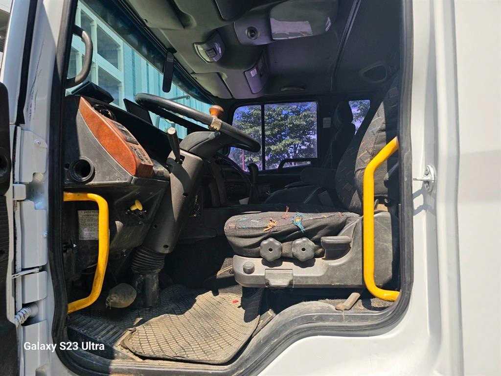 medium and large cargo Rory - Vista 11