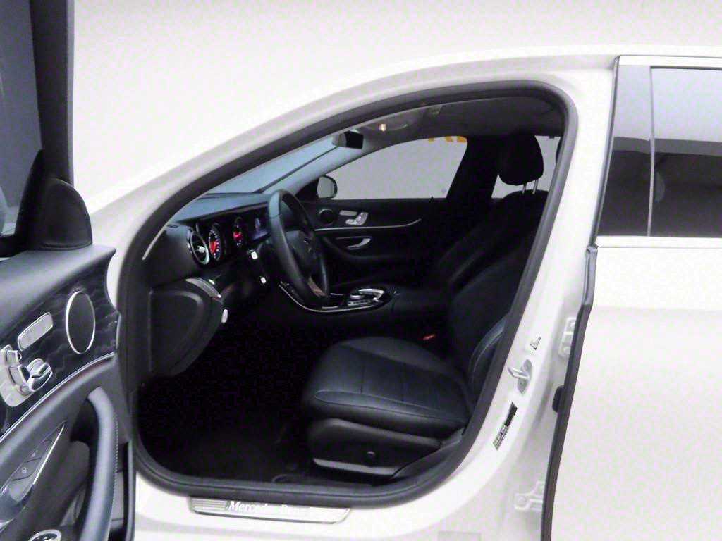 Mercedes Benz E class 2017 Blanco - Importación desde Corea - HF Imports Iquique - Foto 13