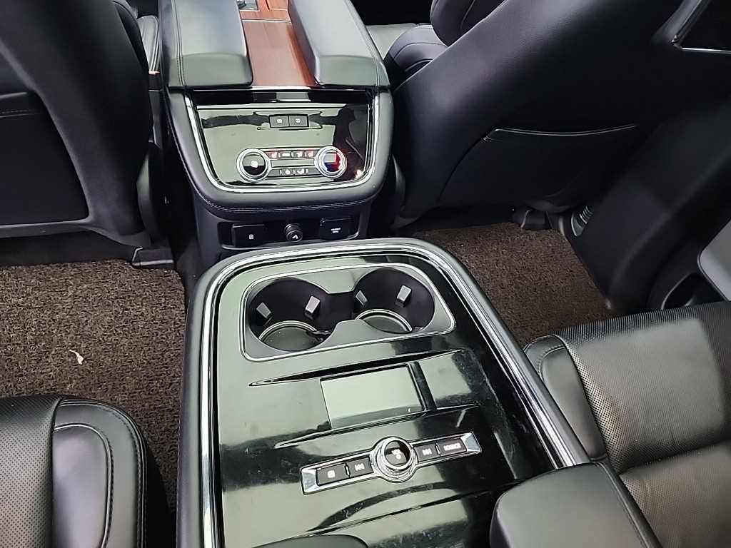 Lincoln Navigator 2021 Negro - Importación desde Corea - HF Imports Iquique - Foto 13