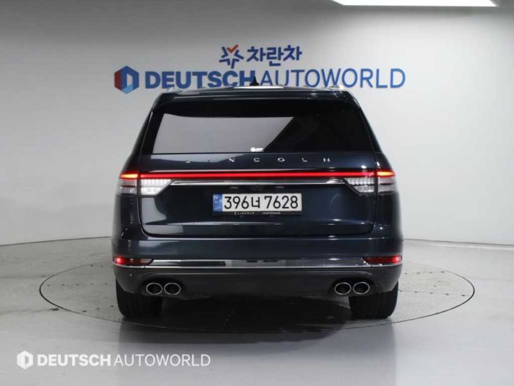 Lincoln Aviator - Vista 4