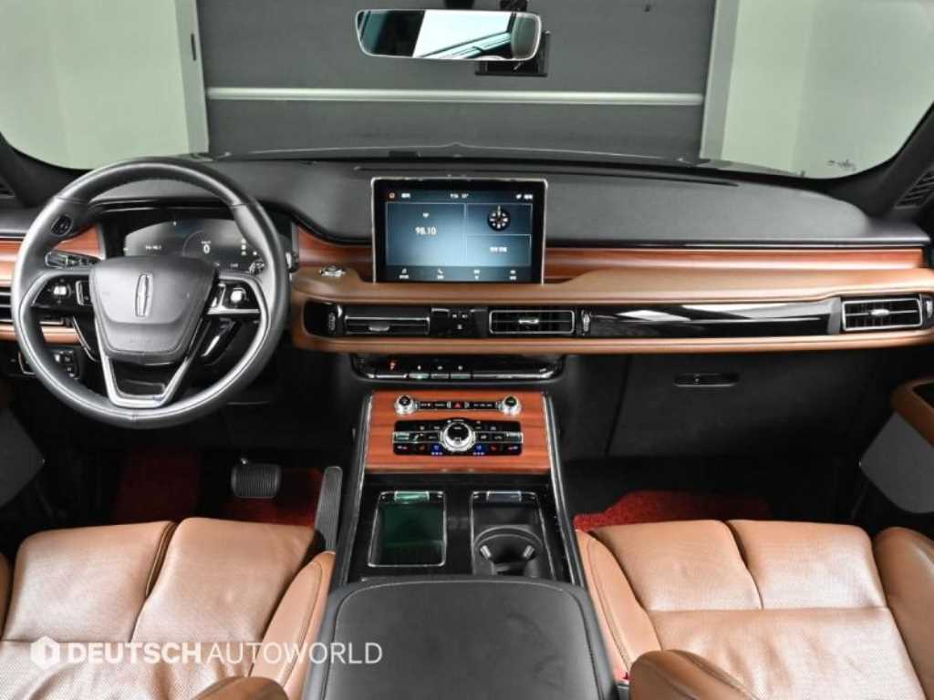 Lincoln Aviator - Vista 7