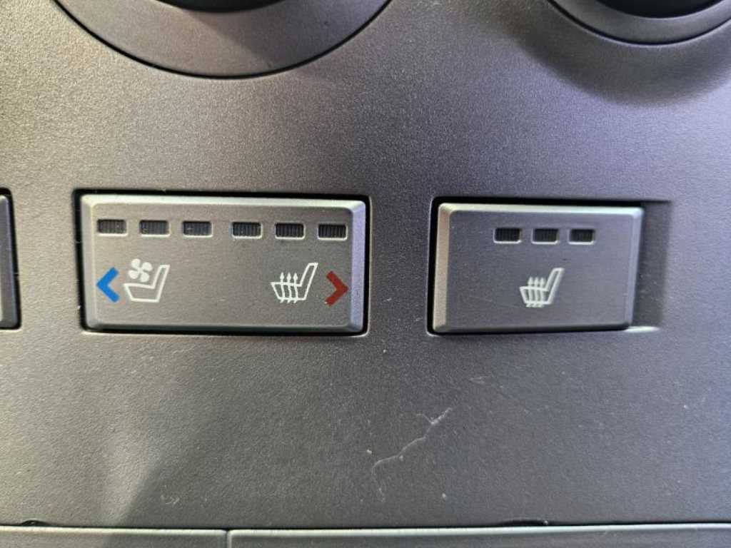 HYUNDAI Starex 2015 Azul - Importación desde Corea - HF Imports Iquique - Foto 16