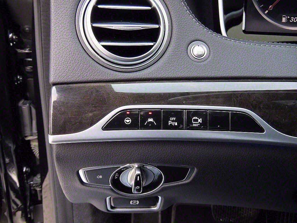 Mercedes Benz S Class - Vista 12