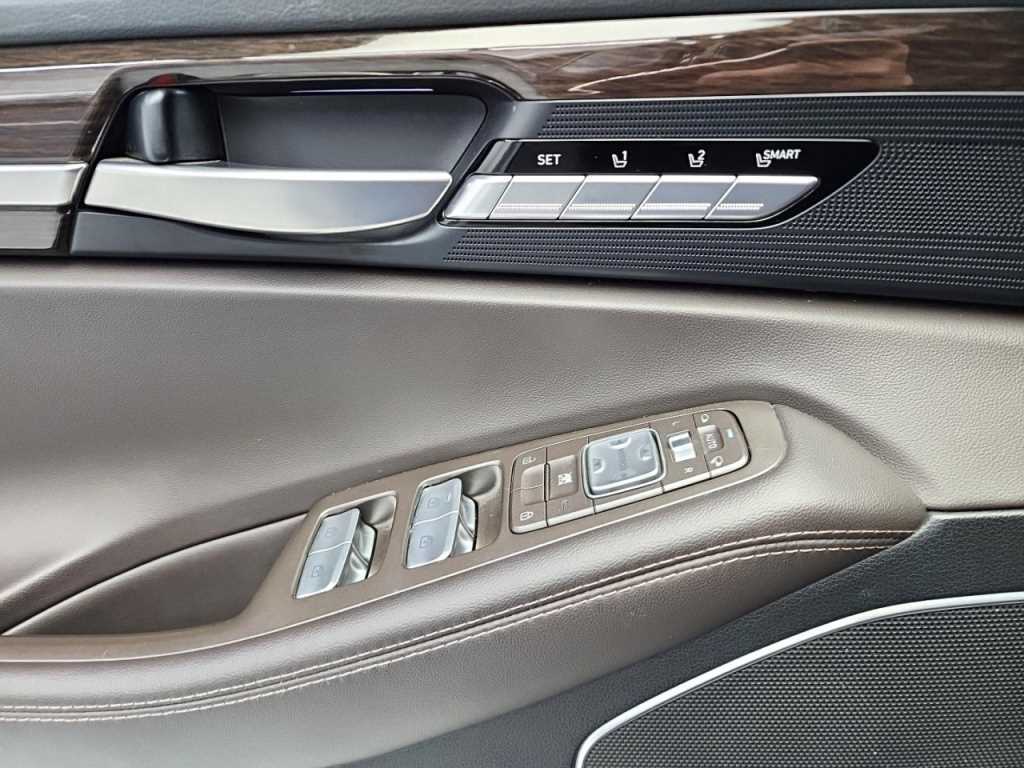 Genesis EQ900 2016 Negro - Importación desde Corea - HF Imports Iquique - Foto 13