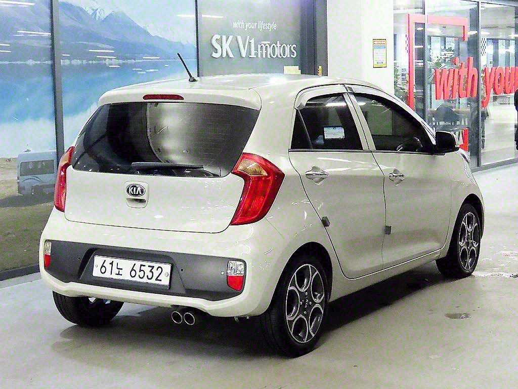 KIA Morning - Vista 4