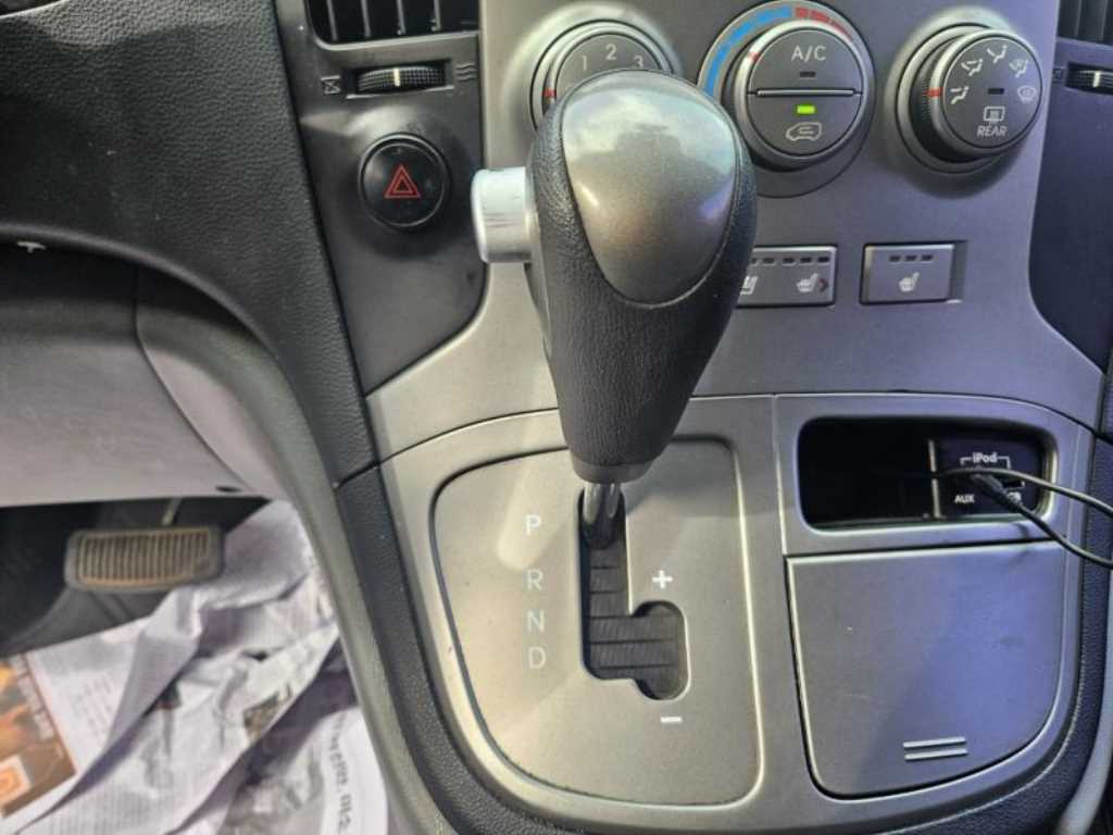 HYUNDAI Starex 2015 Azul - Importación desde Corea - HF Imports Iquique - Foto 14