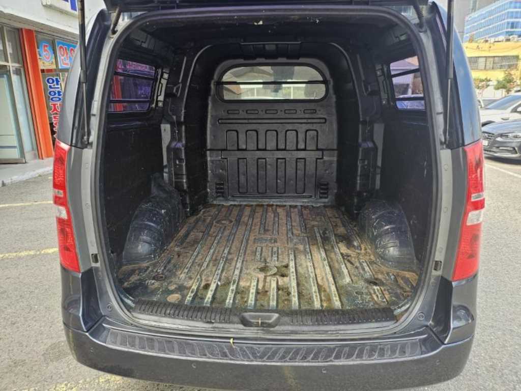 HYUNDAI Starex 2015 Azul - Importación desde Corea - HF Imports Iquique - Foto 19