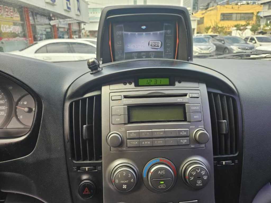 HYUNDAI Starex 2015 Azul - Importación desde Corea - HF Imports Iquique - Foto 13