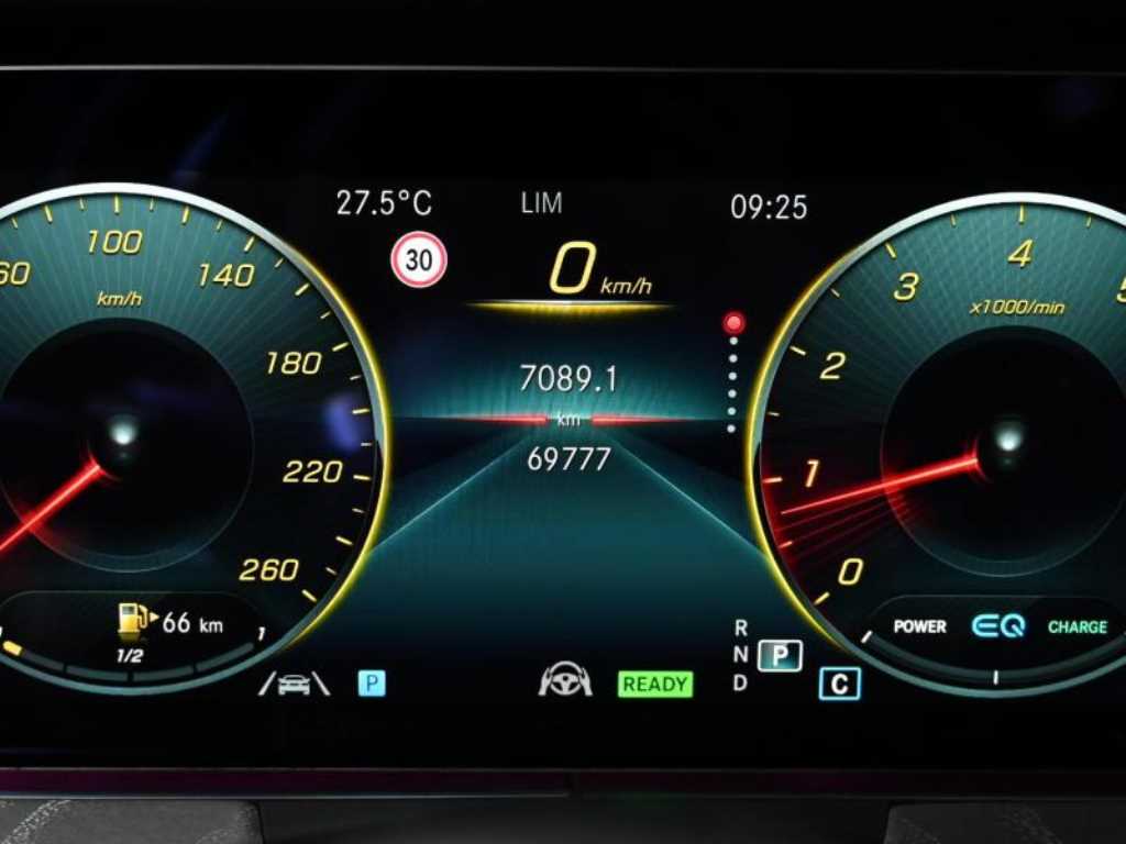 Mercedes Benz E class - Vista 8