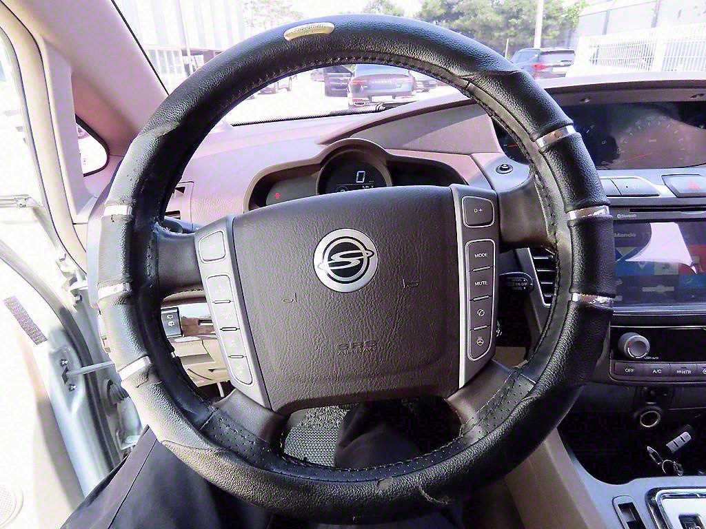 Ssangyong Korando - Vista 9