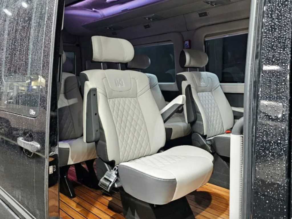 HYUNDAI Solati - Vista 11