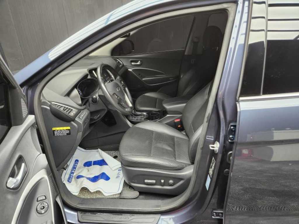 HYUNDAI Santa Fe - Vista 10