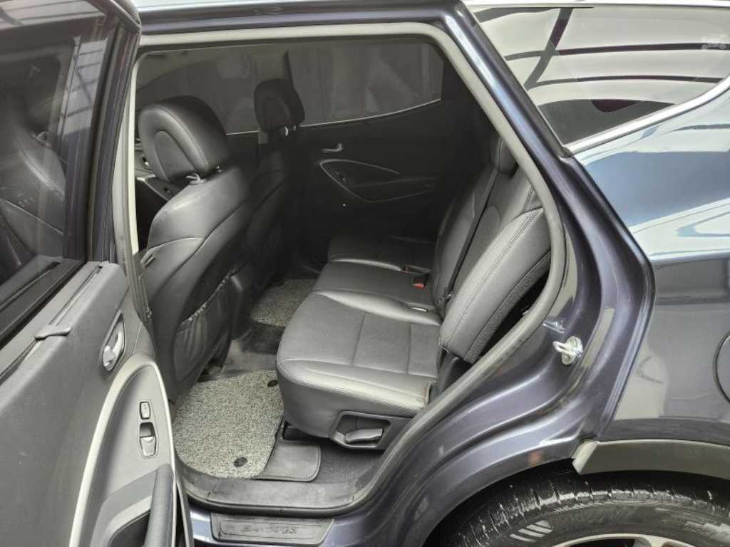HYUNDAI Santa Fe - Vista 8
