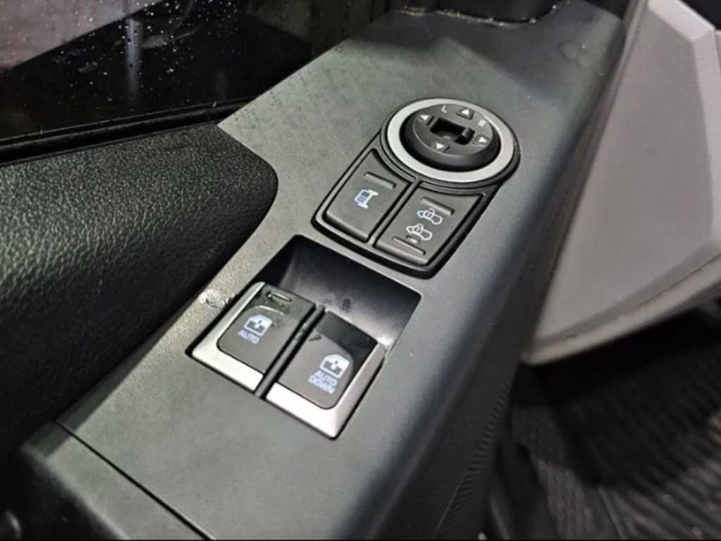 HYUNDAI Solati 2020 Negro - Importación desde Corea - HF Imports Iquique - Foto 15