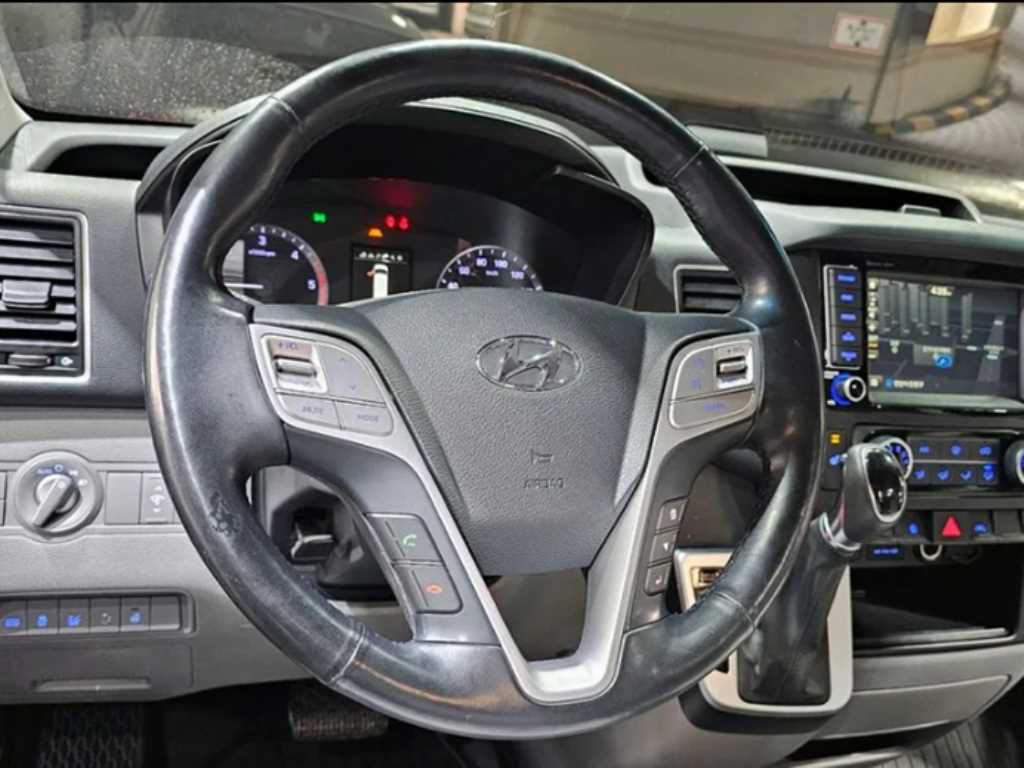 HYUNDAI Solati 2020 Negro - Importación desde Corea - HF Imports Iquique - Foto 14