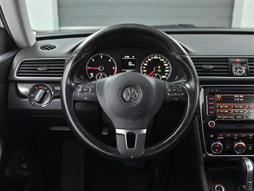 Volkswagen Passat 2015 Blanco - Importación desde Corea - HF Imports Iquique - Foto 13