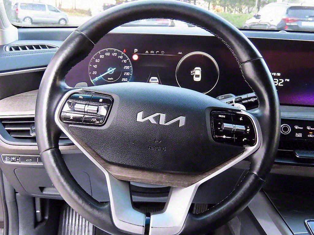 KIA K8 - Vista 8