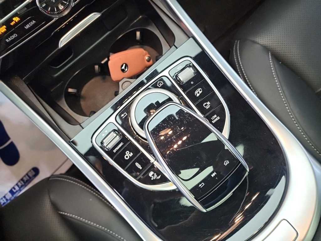 Mercedes Benz G Class (G Wagen) - Vista 8