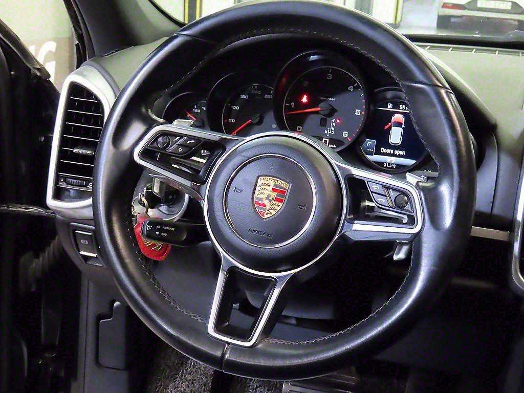 Porsche Cayenne - Vista 8