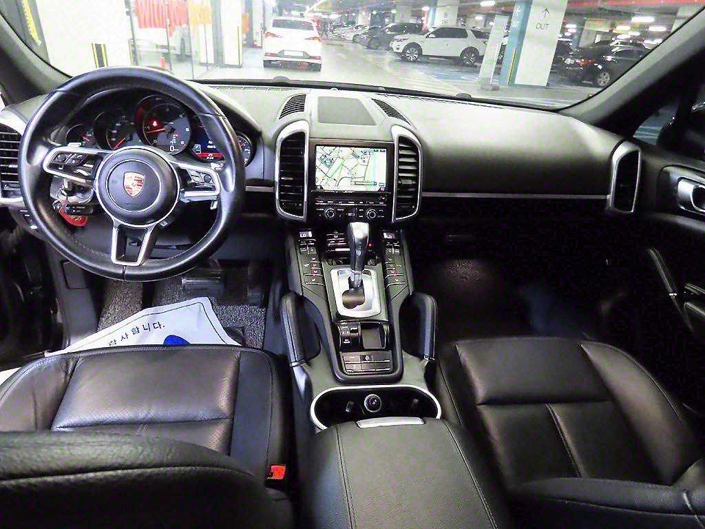 Porsche Cayenne - Vista 10