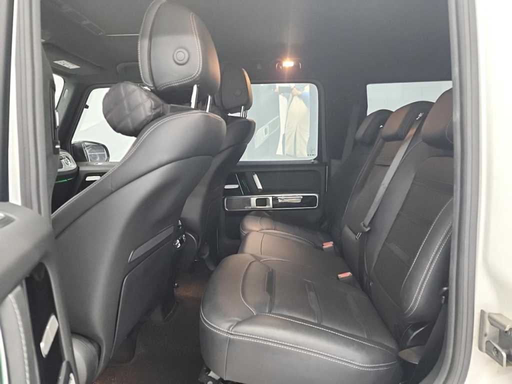 Mercedes Benz G Class (G Wagen) - Vista 12