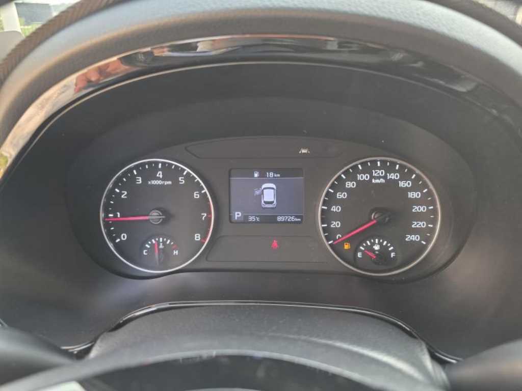 KIA Seltos - Vista 12