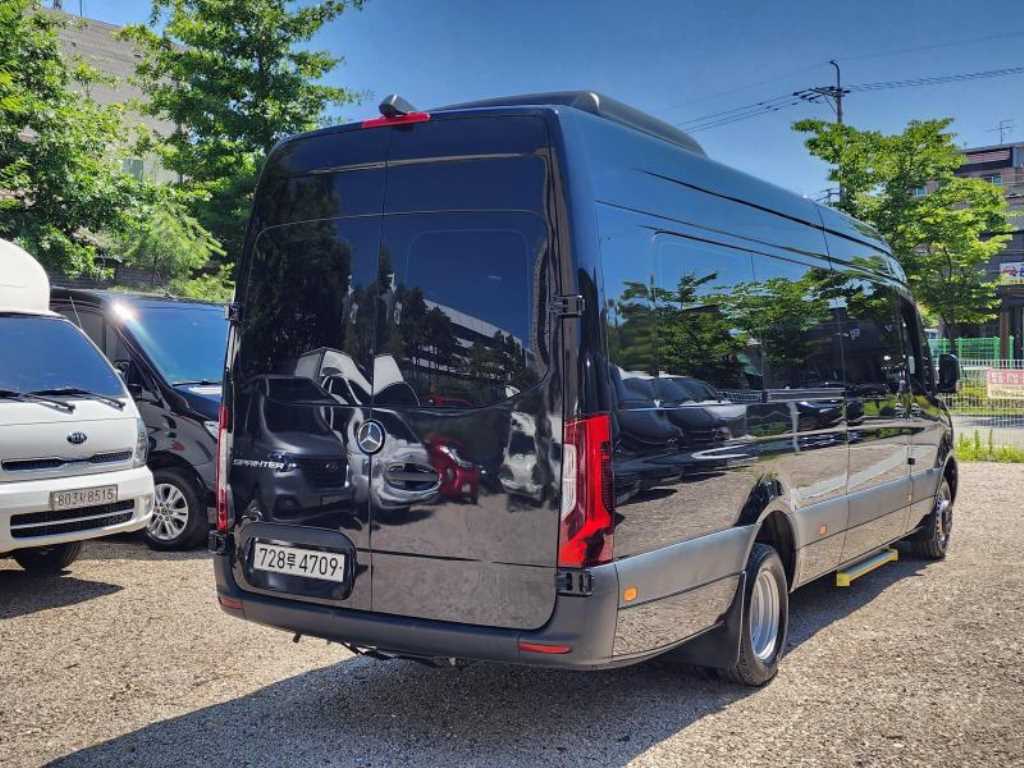 Mercedes Benz Sprinter - Vista 4
