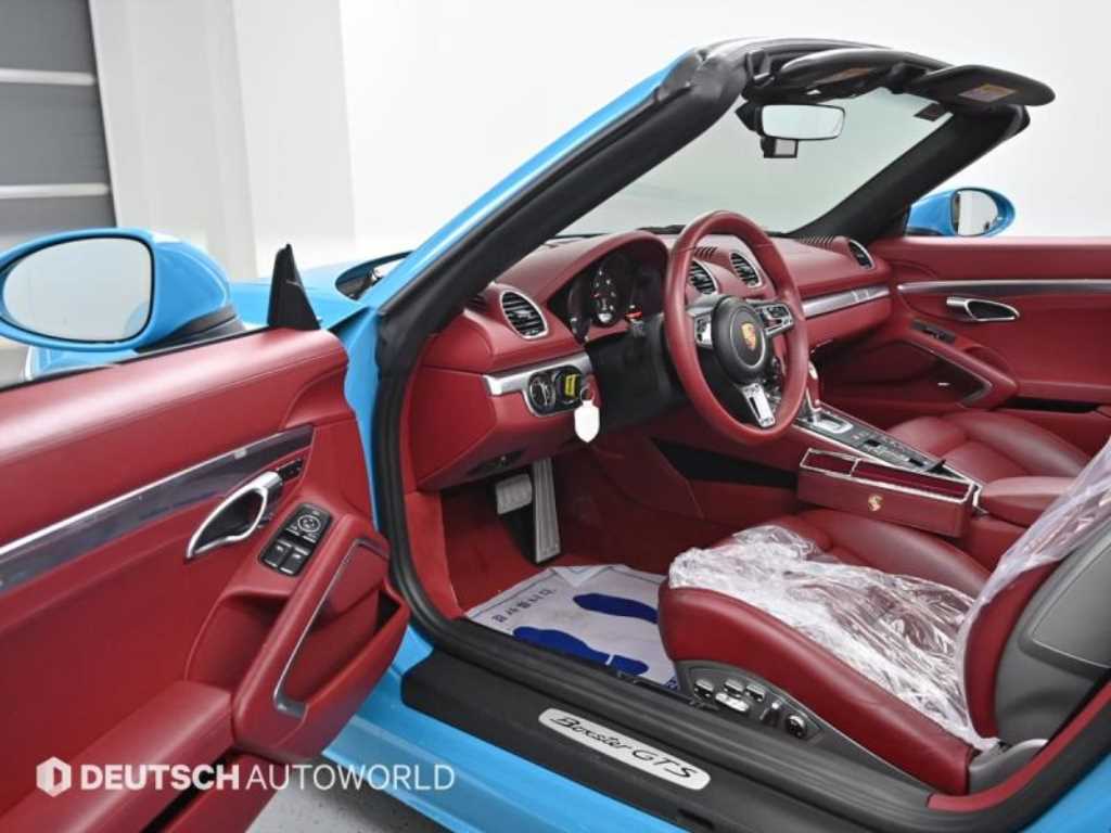 Porsche 718 - Vista 11